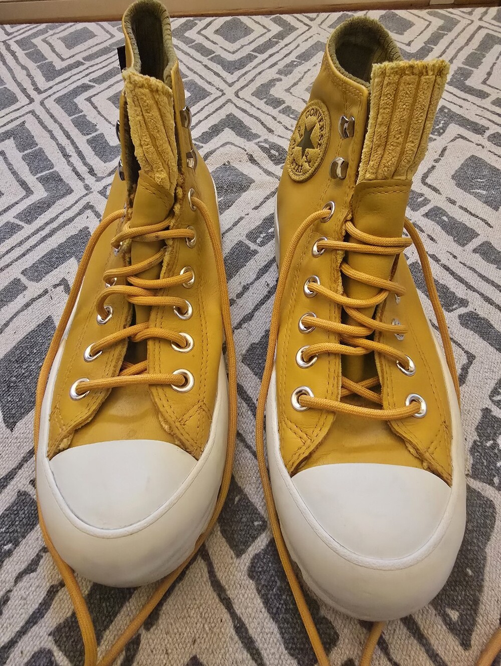 Converse Women’s Leather High-Top Sneakers in Marigold, Platform Soles, Sz 8.5